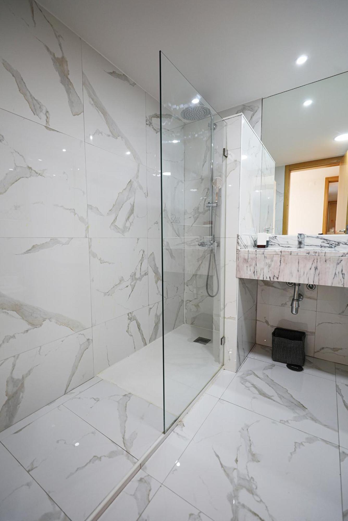 B19 - Marina Bay Apartment *